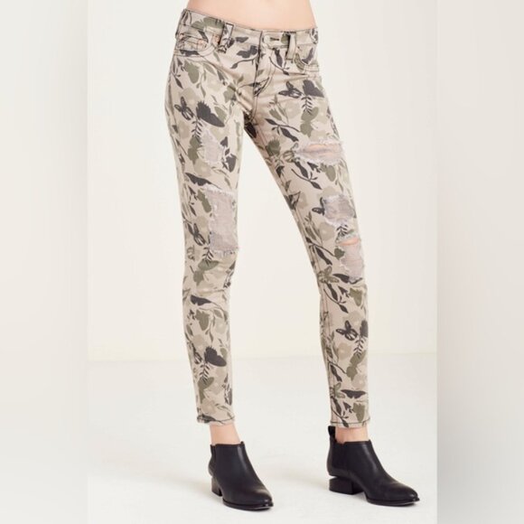 NWT TRUE RELIGION GARDEN CAMO SUPER SKINNY Distressed‎ Mid Rise Jeans Size 27 - Picture 2 of 16